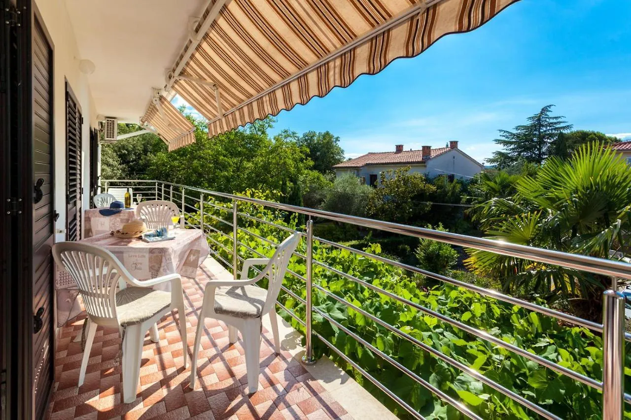 Apartment Maria Malinska Croatia